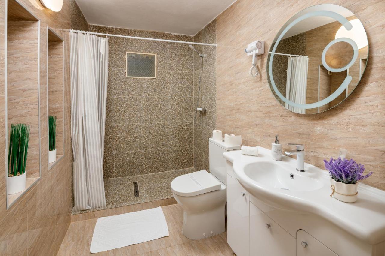 Appartamento Imperial Boutique Braşov Esterno foto