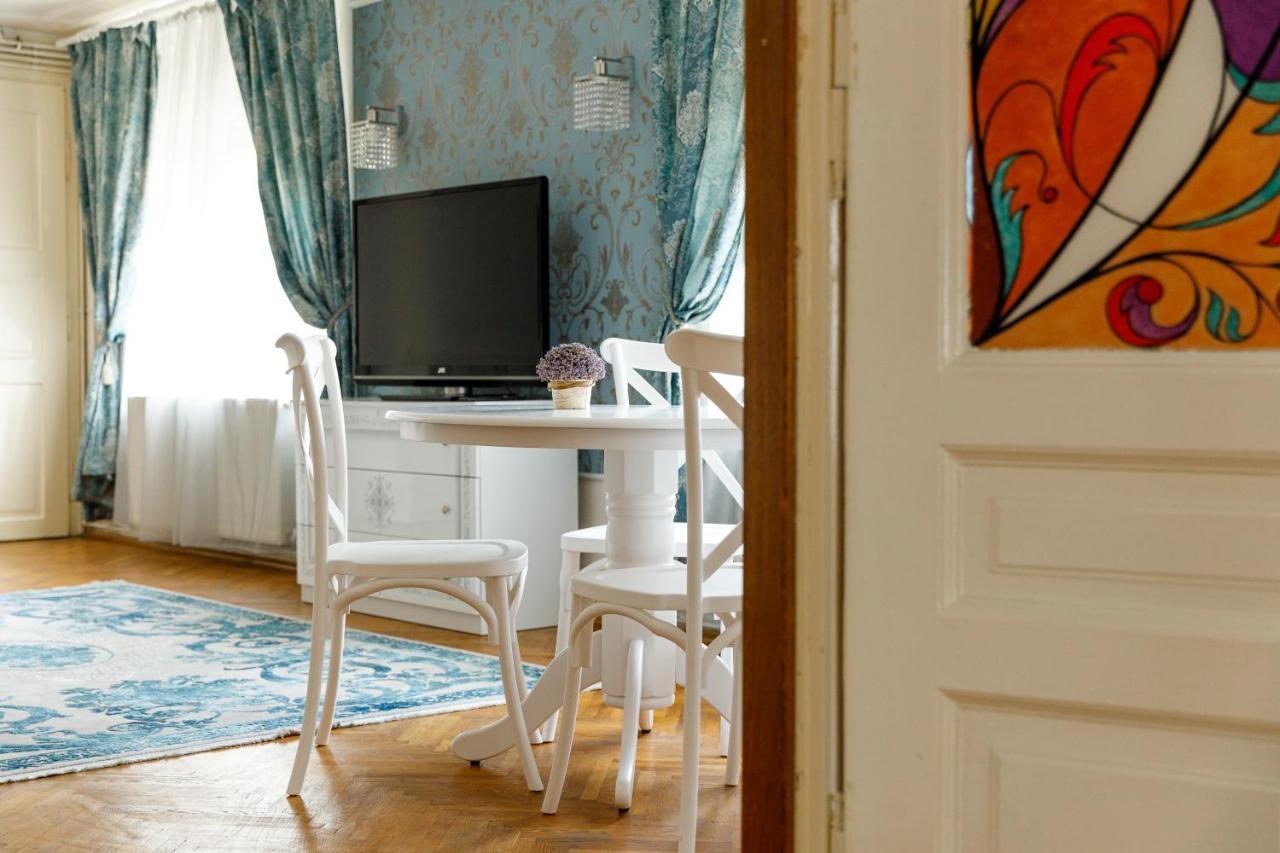 Appartamento Imperial Boutique Braşov Esterno foto