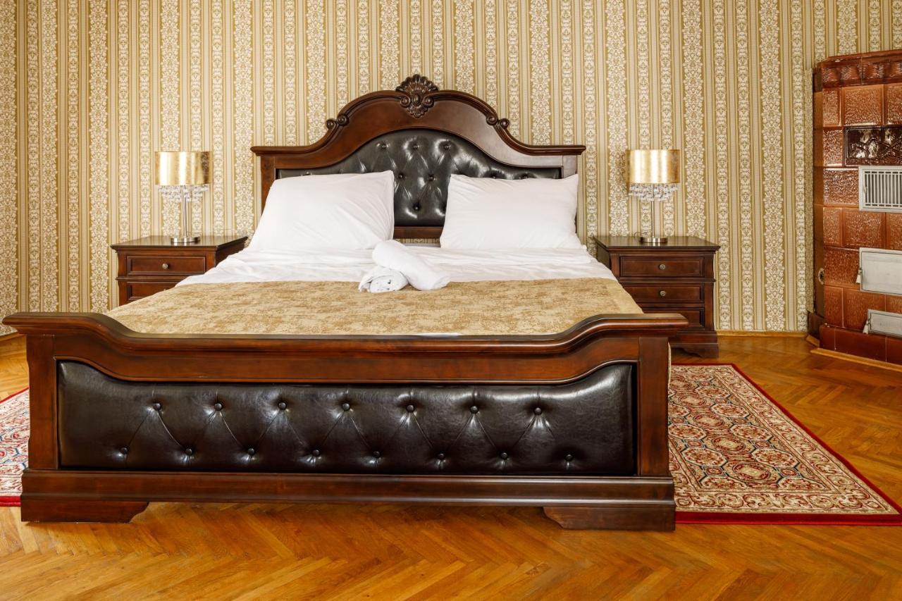 Appartamento Imperial Boutique Braşov Esterno foto